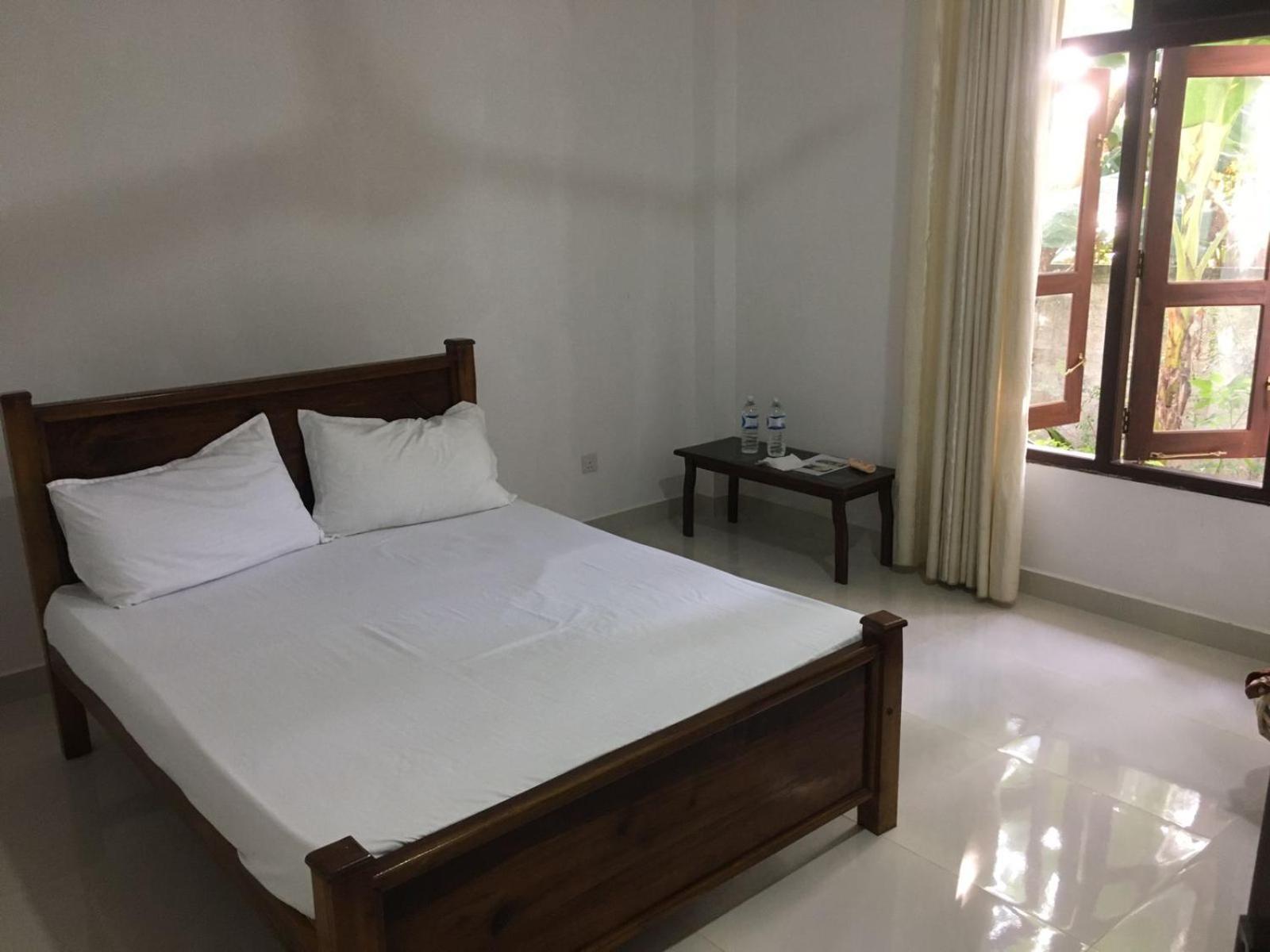 Bosadi Homestay Katunayaka Bagian luar foto